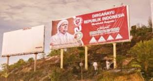 Ini Pesan yang Disampaikan Baliho Foto Habib Rizieq Berlatar Bendera Merah Putih